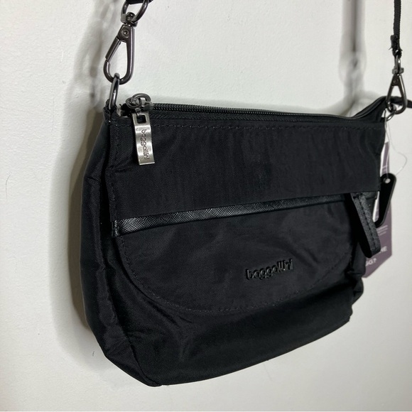 Baggalini pocket crossbody 2.0 black new with tags - Picture 3 of 9